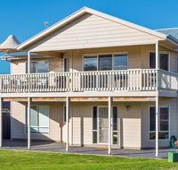 Rocks Beach House Victor Harbor - Accommodation Fremantle