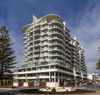 Oaks Liberty Towers - Accommodation Fremantle