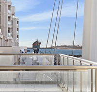 Glenelg Seaside Apartment - Accommodation Fremantle