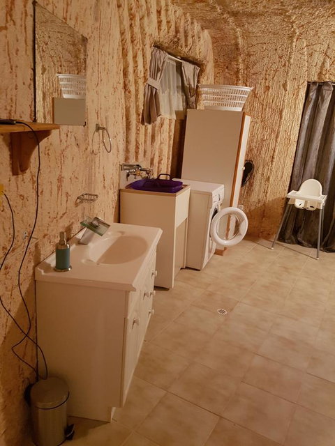 Underground Gem - Accommodation Fremantle 12