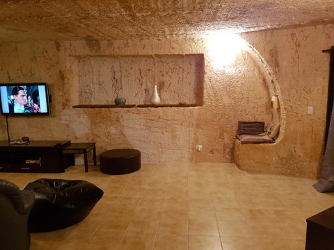 Underground Gem - Accommodation Fremantle 7