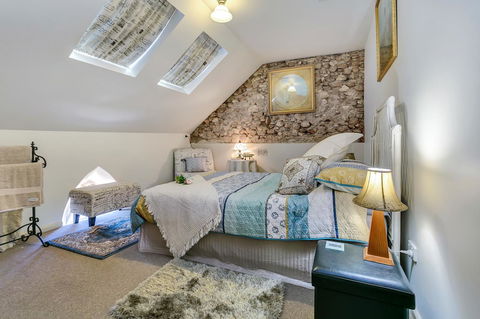 \'THE CHURCH\' Guest Home, Gawler Barossa Region - Accommodation Fremantle 7