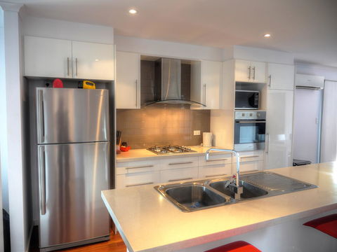 Home On Torrens - Accommodation Fremantle 0