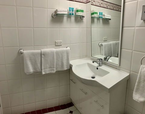 Ensenada Motor Inn And Suites - Accommodation Fremantle 6