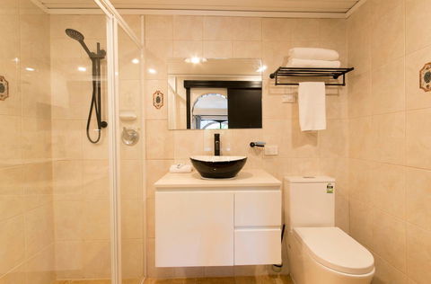 The Manor Basket Range - Accommodation Fremantle 6