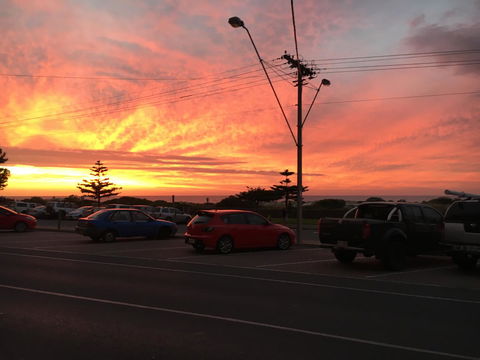 Adelaide - Semaphore Beach Front - Accommodation Fremantle 5