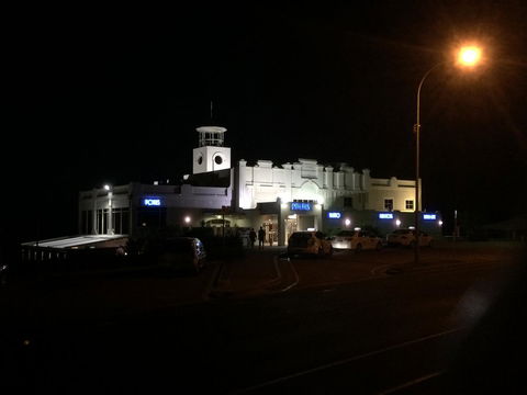 Adelaide - Semaphore Beach Front - Accommodation Fremantle 22