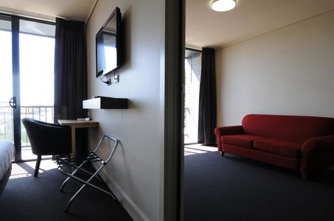 Mansfield Park Hotel - Accommodation Fremantle 2