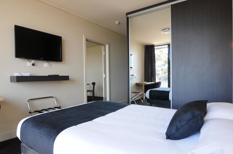 Mansfield Park Hotel - Accommodation Fremantle 1