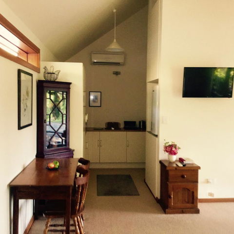STUDIO ECHUNGA Adelaide Hills - Accommodation Fremantle 9