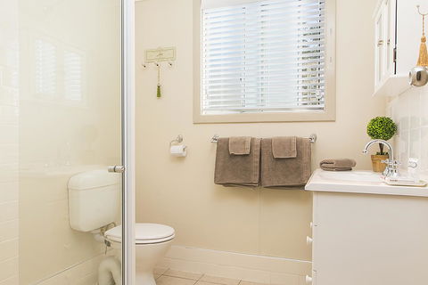 Stoneleigh Cottage Bed And Breakfast - Accommodation Fremantle 5