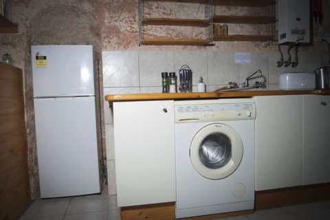 Ali\'s Underground Studio - Accommodation Fremantle 5