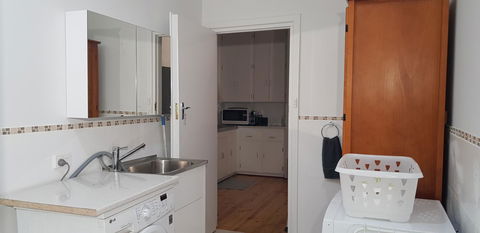 Unit In Marion - Accommodation Fremantle 4