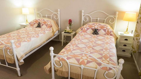 Rezare House Bed & Breakfast - Accommodation Fremantle 7