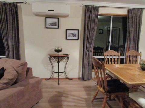Lazy Days Cottage - Victor Harbor - Accommodation Fremantle 15
