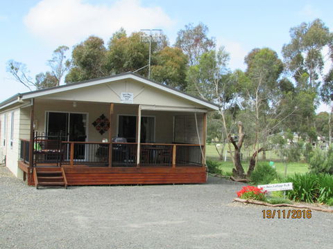 Lazy Days Cottage - Victor Harbor - Accommodation Fremantle 12