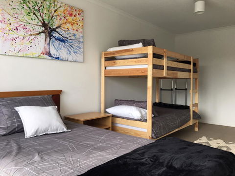 Windsor Gardens Home - Accommodation Fremantle 4