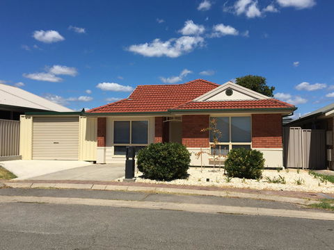Windsor Gardens Home - Accommodation Fremantle 18