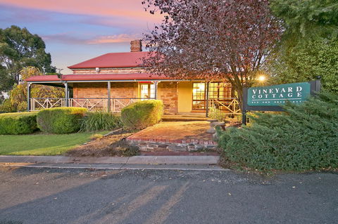 Vineyard Cottage BnB - Accommodation Fremantle 8