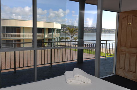 Hilton Beachfront Motel - Accommodation Fremantle 0