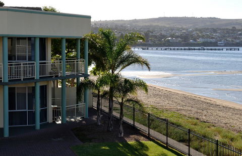 Hilton Beachfront Motel - Accommodation Fremantle 40