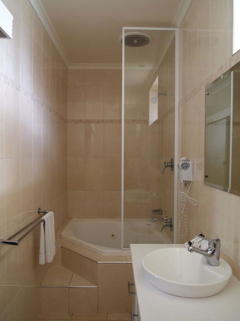 Hilton Beachfront Motel - Accommodation Fremantle 44