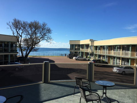 Hilton Beachfront Motel - Accommodation Fremantle 22