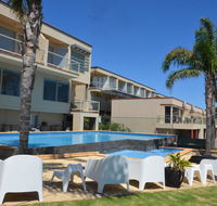The Bluff Resort Apartments - Accommodation Fremantle