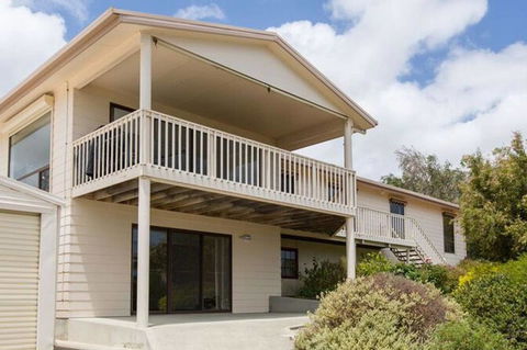 Bimbadeen - Accommodation Fremantle 0