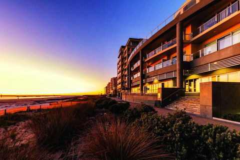 Apartments @ 16 Holdfast - Accommodation Fremantle 0