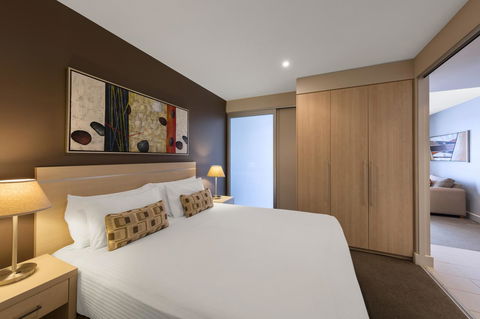 Apartments @ 16 Holdfast - Accommodation Fremantle 10