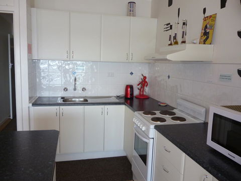 Seascape - Accommodation Fremantle 11