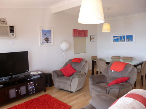 Seascape - Accommodation Fremantle 7