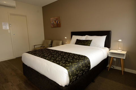 105 On The Park - Accommodation Fremantle 3