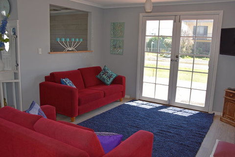 Beach Life Retreat - Accommodation Fremantle 2
