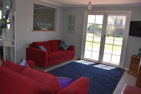 Beach Life Retreat - Accommodation Fremantle 1