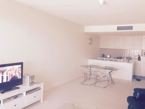 Breakwater Apartment - Accommodation Fremantle 14