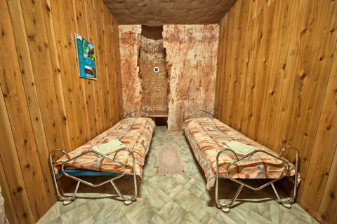 Radeka Downunder Underground Motel - Accommodation Fremantle 6
