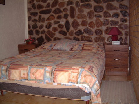 Radeka Downunder Underground Motel - Accommodation Fremantle 8