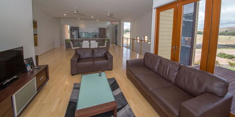 South Shores Yellowfin Villa 96 - South Shores Normanville - Accommodation Fremantle 1