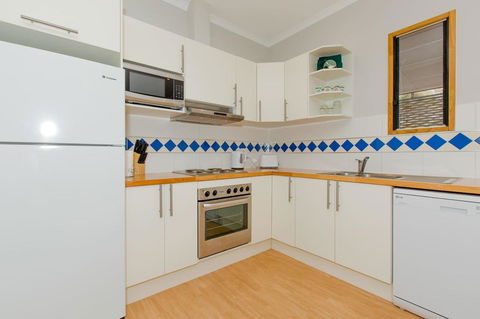Desert Pea - Accommodation Fremantle 6