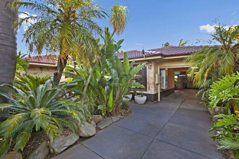 The Palms - Accommodation Fremantle 7