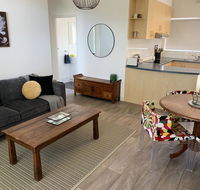 Sunshine Four - Accommodation Fremantle