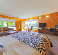 Country Roads Motor Inn Naracoorte - Accommodation Fremantle