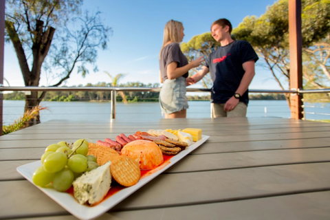 BIG4 Renmark Riverfront Holiday Park - Accommodation Fremantle 6