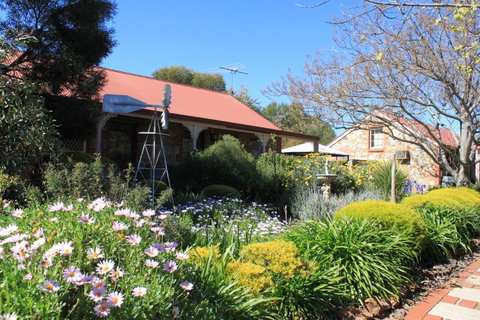 Langmeil Cottages - Accommodation Fremantle 4