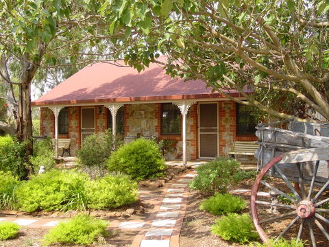 Langmeil Cottages - Accommodation Fremantle 0