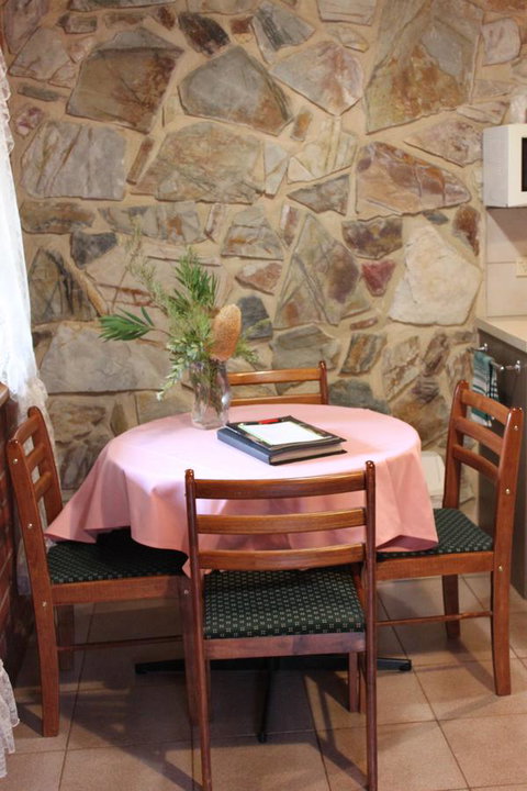 Langmeil Cottages - Accommodation Fremantle 1