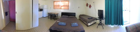 A1Cabins - Accommodation Fremantle 0