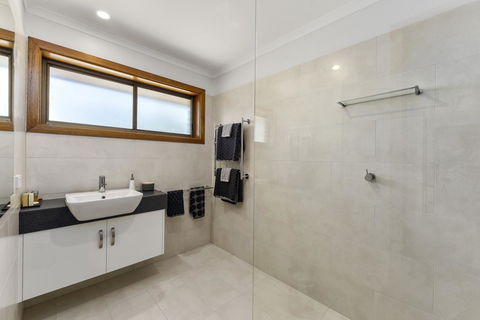 City Four Apartment - Accommodation Fremantle 4